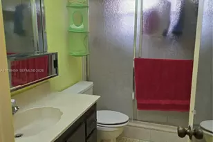 9441 Sunrise Lakes Blvd, Sunrise, FL 33322 - Photo 14