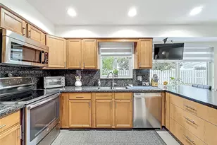 9530 SW 143rd Pl, Miami, FL 33186 - Photo 18