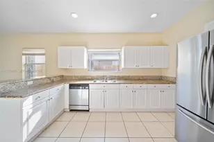 3641 NE 4th St, Homestead, FL 33033 - Photo 8
