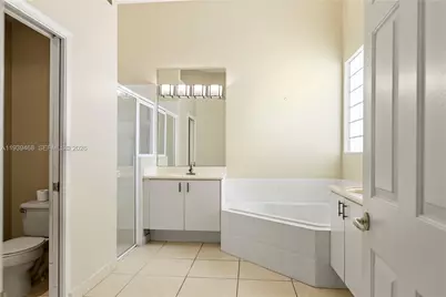 15379 Fiorenza Cir, Delray Beach, FL 33446 - Photo 20