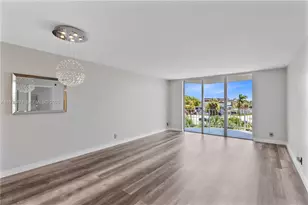 16710 NE 9th Ave, North Miami Beach, FL 33162 - Photo 4