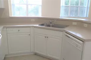 4404 SW 160th Ave, Miramar, FL 33027 - Photo 6