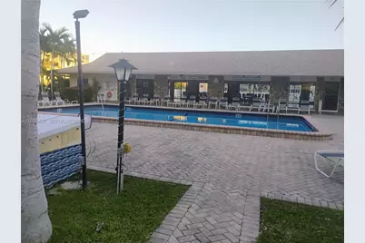 1025 SE 2nd Ave, Dania Beach, FL 33004 - Photo 22
