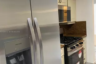 10925 SW 113th Pl, Miami, FL 33176 - Photo 18