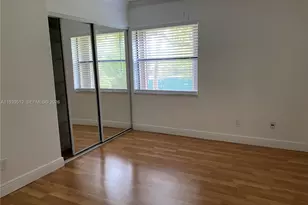 10925 SW 113th Pl, Miami, FL 33176 - Photo 16