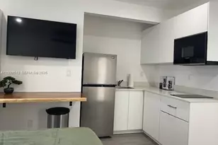 910 SW 8th Ave, Miami, FL 33130 - Photo 6