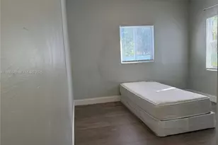 22 NE 51st St, Miami, FL 33137 - Photo 12