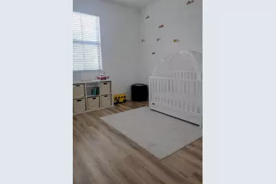 909 NE 193rd Ter #909, Miami, FL 33179 - Photo 12