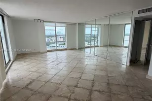 1800 Collins Ave, Miami Beach, FL 33139 - Photo 4