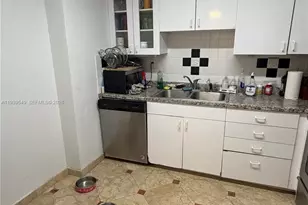 1800 Collins Ave, Miami Beach, FL 33139 - Photo 12