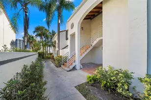 3549 Magellan Cir, Aventura, FL 33180 - Photo 2