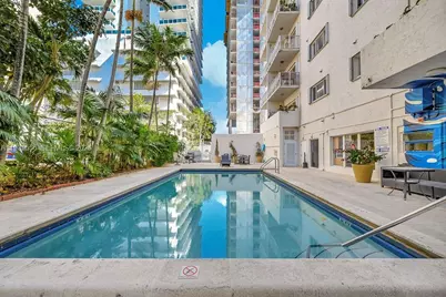677 NE 24th St #304, Miami, FL 33137 - Photo 18