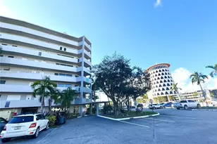 1750 NE 191st St, Miami, FL 33179 - Photo 12