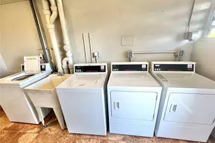 1750 NE 191st St, Miami, FL 33179 - Photo 8