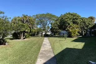 6505 Winfield Blvd, Margate, FL 33063 - Photo 2