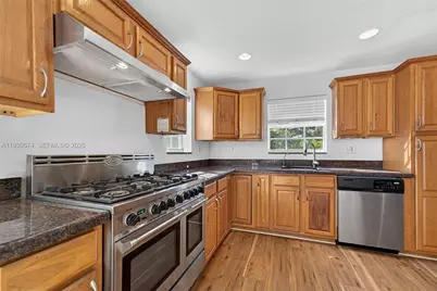 1538 Funston St, Hollywood, FL 33020 - Photo 14