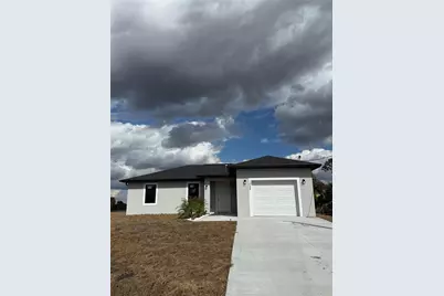 1048 Jay Ct, Labelle, FL 33935 - Photo 1