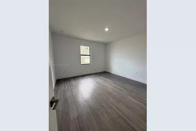 1048 Jay Ct, Labelle, FL 33935 - Photo 10