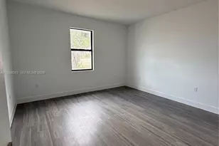 1048 Jay Ct, Labelle, FL 33935 - Photo 10