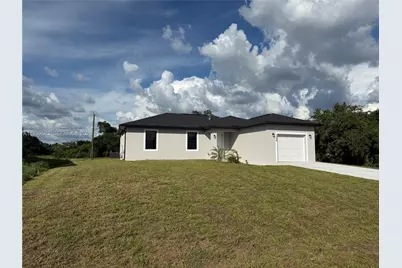 1048 Jay Ct, Labelle, FL 33935 - Photo 6