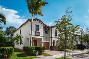 8885 NW 102nd Ct, Doral, FL 33178 - Photo 2