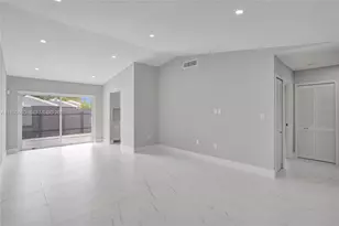 5314 SW 140th Pl, Miami, FL 33175 - Photo 2