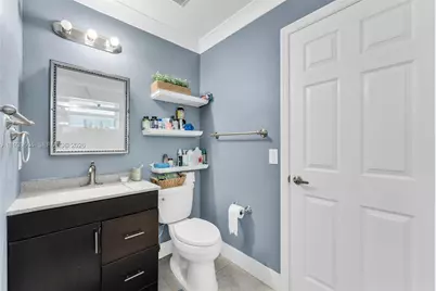 1289 NW 171st Ter, Pembroke Pines, FL 33028 - Photo 16