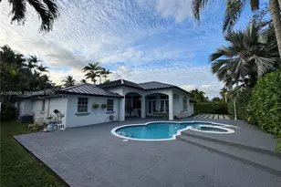 14601 SW 99th Ave, Miami, FL 33176 - Photo 6