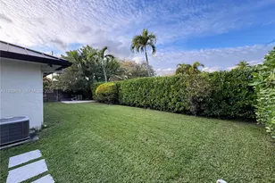 14601 SW 99th Ave, Miami, FL 33176 - Photo 8