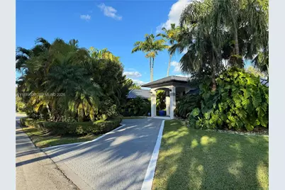 14601 SW 99th Ave, Miami, FL 33176 - Photo 2