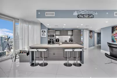 200 Biscayne Boulevard Way #4202, Miami, FL 33131 - Photo 8