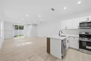 5703 NW 48th Ave, Coconut Creek, FL 33073 - Photo 4