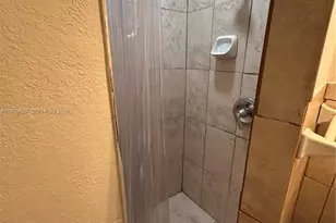 6131 SW 39th St, Miramar, FL 33023 - Photo 8
