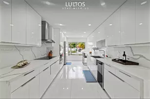 20051 NW 64th Pl, Hialeah, FL 33015 - Photo 6