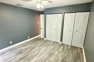 8253 NW 8th Pl, Plantation, FL 33324 - Photo 18