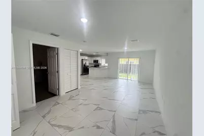 116 NW 10th St #B, Hallandale Beach, FL 33009 - Photo 4