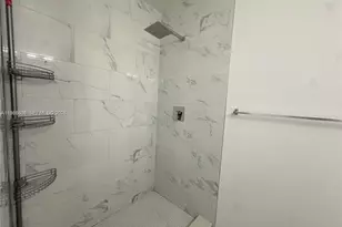 116 NW 10th St, Hallandale Beach, FL 33009 - Photo 10