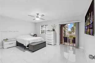 10718 NW 87th Ct, Hialeah Gardens, FL 33018 - Photo 10