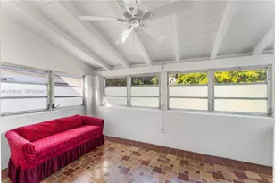 819 NW 47th St, Miami, FL 33127 - Photo 12