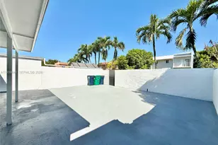 11240 SW 33rd Cir Pl, Miami, FL 33165 - Photo 18