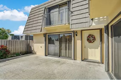 629 6th Way, West Palm Beach, FL 33407 - Photo 2