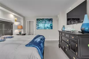 320 Seaview Ct, Marco Island, FL 34145 - Photo 12