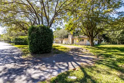 13500 SW 68th Ct, Pinecrest, FL 33156 - Photo 8
