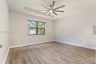 9116 SW 227th Terrace, Cutler Bay, FL 33190 - Photo 4