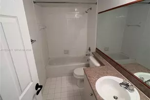 11133 SW 8th St, Pembroke Pines, FL 33025 - Photo 8