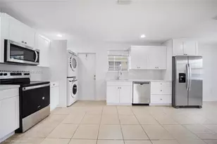 3653 SW 27th St, Miami, FL 33133 - Photo 2