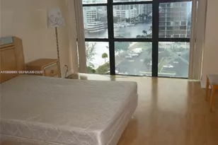 800 Parkview Dr, Hallandale Beach, FL 33009 - Photo 18