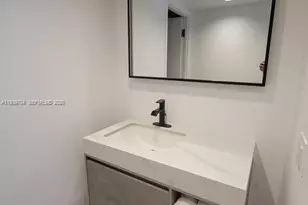 11 Island Ave, Miami Beach, FL 33139 - Photo 12