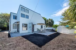 1501 NE 24th St, Wilton Manors, FL 33305 - Photo 4