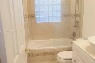 1423 Holly Heights Dr, Fort Lauderdale, FL 33304 - Photo 18